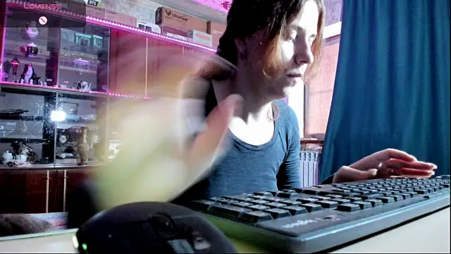 Snapshot of pa1e_pr1ncess chatting on September 11, 2025, 6:57 am pa1e pr1ncess online show from September 11, 2025, 6:57 am