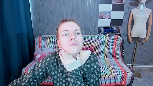 Snapshot of pa1e_pr1ncess chatting on November 2, 2025, 7:33 am pa1e pr1ncess online show from November 2, 2025, 7:33 am