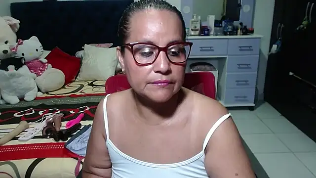 pervert mommy  online show from November 20, 2025, 10:04 am