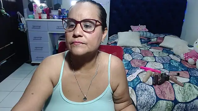 pervert mommy  online show from May 29, 2026, 9:40 am