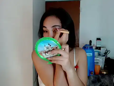 SweetLilly 18 online show from January 3, 2025, 4:16 pm