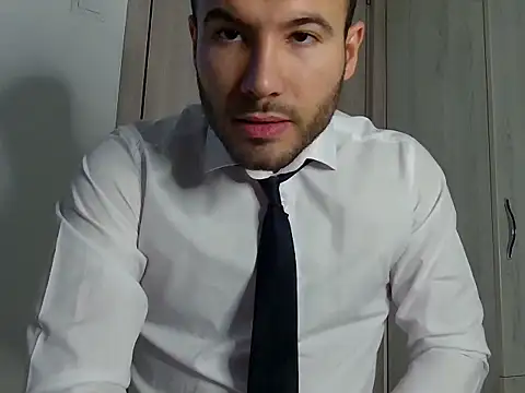 Justynn1 online show from January 17, 2025, 1:25 am