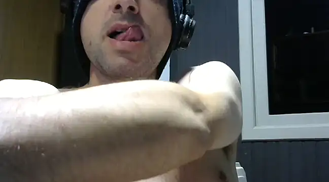 gauchors20 online show from February 18, 2025, 2:38 am