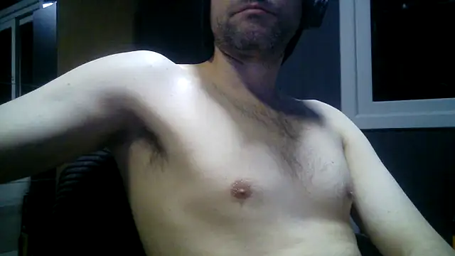 gauchors20 online show from April 10, 2026, 2:50 am