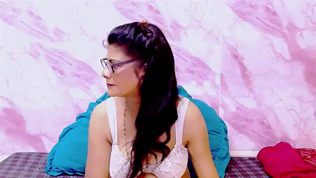 IndianAllure online show from March 7, 2025, 5:40 am