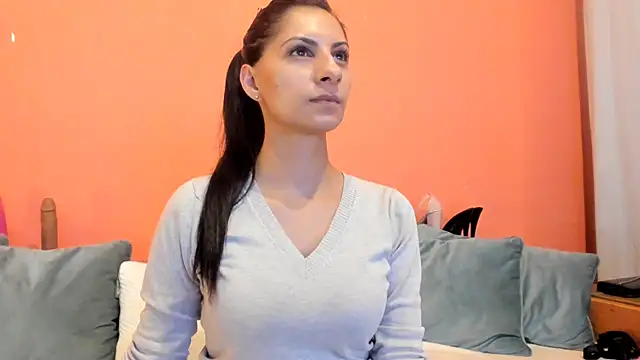 Dirty-Bya online show from October 15, 2025, 6:30 pm