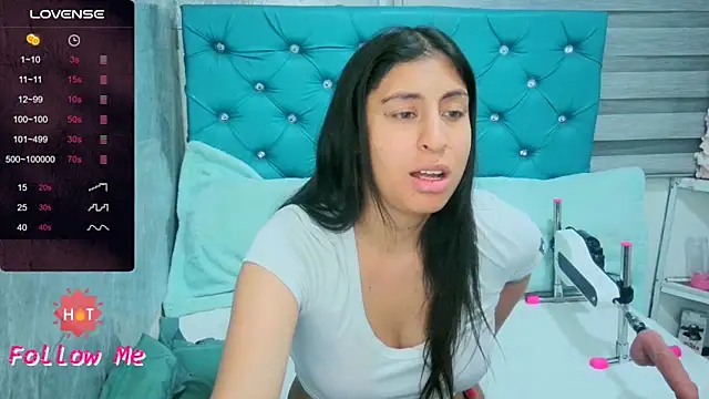 Snapshot of MAARYMOON chatting on March 18, 2026, 10:40 am MAARYMOON online show from March 18, 2026, 10:40 am