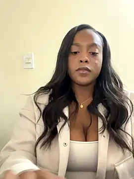 Emma jonness online show from November 5, 2025, 10:26 am