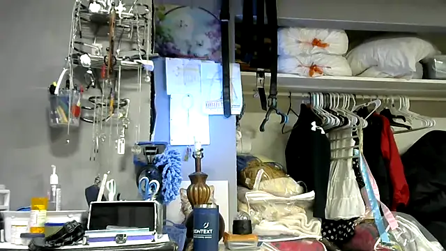 jjdirty6996 online show from December 19, 2025, 1:56 am