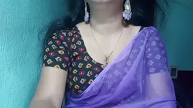 Snapshot of YourModhu chatting on December 7, 2024, 6:15 pm YourModhu online show from December 7, 2024, 6:15 pm