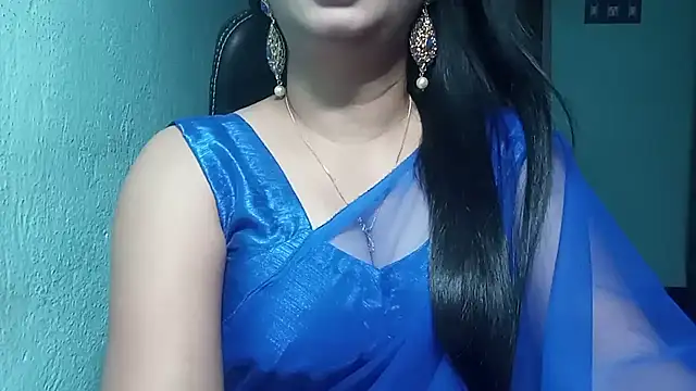 Snapshot of YourModhu chatting on November 10, 2025, 5:45 pm YourModhu online show from November 10, 2025, 5:45 pm