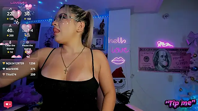 Snapshot of may_aceros chatting on December 8, 2024, 4:14 am may aceros online show from December 8, 2024, 4:14 am