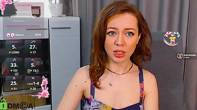 Snapshot of GirlfriendNina chatting on March 18, 2025, 5:20 am GirlfriendNina online show from March 18, 2025, 5:20 am