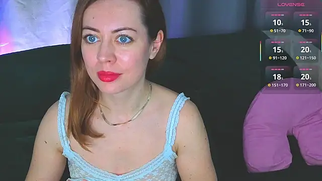 Snapshot of GirlfriendNina chatting on June 26, 2026, 9:14 am GirlfriendNina online show from June 26, 2026, 9:14 am