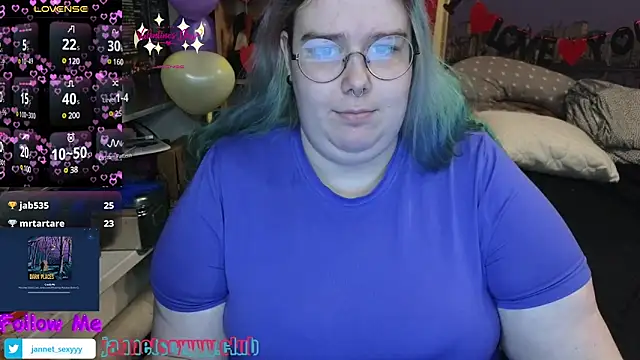 Snapshot of JannetPie chatting on February 16, 2025, 4:32 pm JannetPie online show from February 16, 2025, 4:32 pm