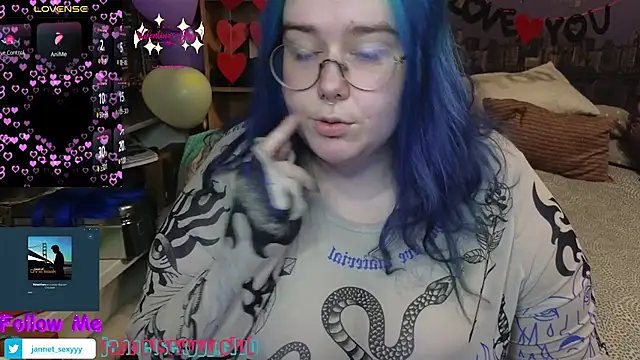 Snapshot of JannetPie chatting on February 19, 2025, 5:16 pm JannetPie online show from February 19, 2025, 5:16 pm