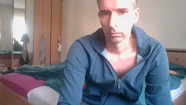 Snapshot of Geiler-boy313 chatting on April 16, 2026, 8:59 am Geiler-boy313 online show from April 16, 2026, 8:59 am