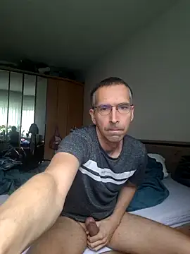 Snapshot of Geiler-boy313 chatting on April 19, 2026, 9:41 am Geiler-boy313 online show from April 19, 2026, 9:41 am