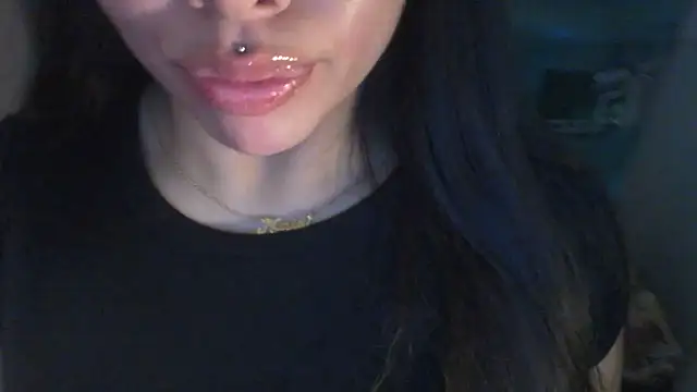 DulceAngelica online show from November 1, 2025, 5:09 am