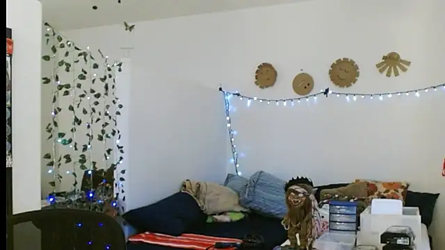 mycock2474u online show from March 4, 2025, 1:23 am