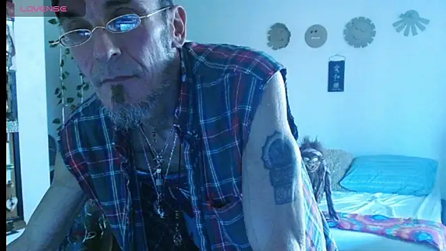 mycock2474u online show from March 17, 2025, 1:14 am