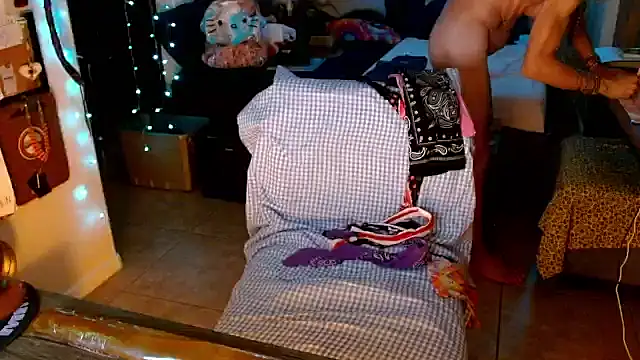 mycock2474u online show from September 24, 2025, 4:38 am