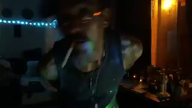 mycock2474u online show from October 6, 2025, 10:23 am