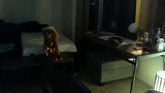 mycock2474u online show from October 13, 2025, 6:24 am