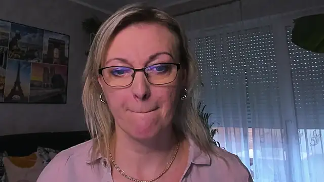 vanessa chat online show from February 5, 2025, 2:37 pm