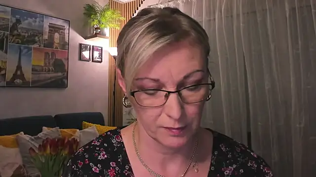 vanessa chat online show from February 19, 2025, 5:49 pm