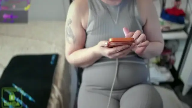 bisexyelizz online show from March 11, 2026, 11:16 am