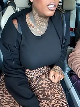 DarkDea online show from November 1, 2025, 12:29 pm