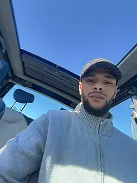 Lionayowe online show from April 23, 2026, 3:03 pm