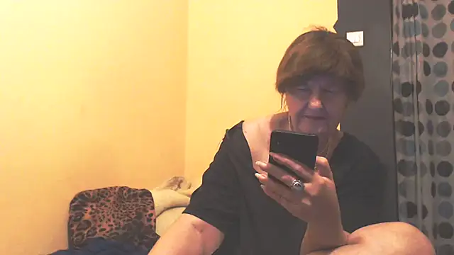 MioritaHard online show from April 14, 2026, 8:26 pm