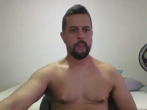 Snapshot of TRIISTAN_KING10 chatting on July 17, 2026, 10:25 pm TRIISTAN KING10 online show from July 17, 2026, 10:25 pm