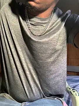 Snapshot of Tristris100 chatting on December 14, 2024, 2:42 pm Tristris100 online show from December 14, 2024, 2:42 pm