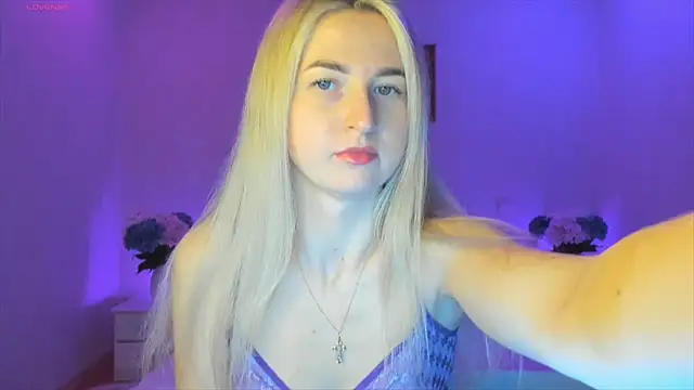 AnnaCarrera online show from January 14, 2025, 10:34 pm