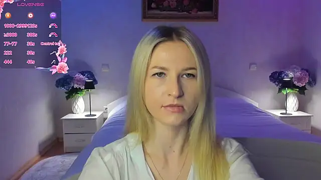 AnnaCarrera online show from March 16, 2026, 8:35 pm