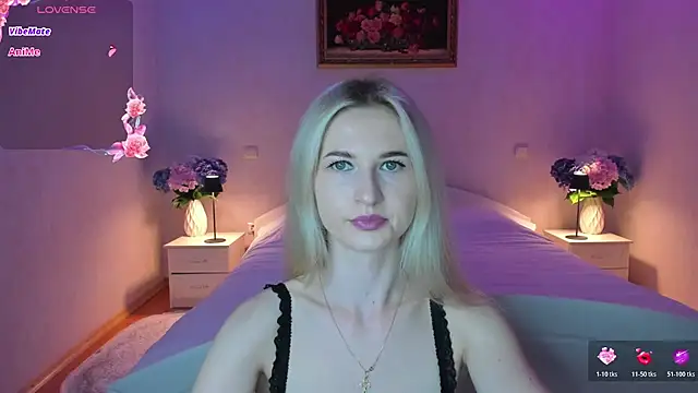Snapshot of AnnaCarrera chatting on June 26, 2026, 7:29 pm AnnaCarrera online show from June 26, 2026, 7:29 pm