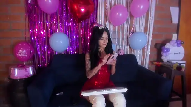 secretgreisy  online show from November 21, 2025, 4:22 am