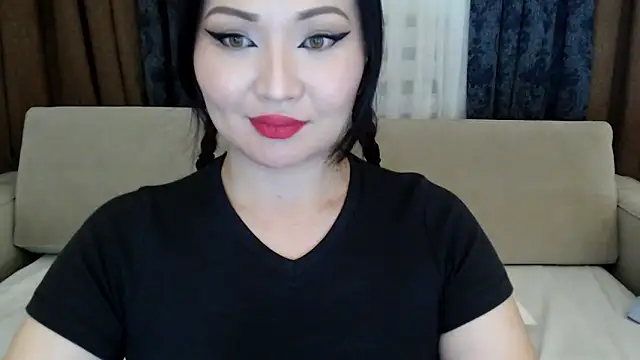 DanyMin online show from November 21, 2025, 7:40 am