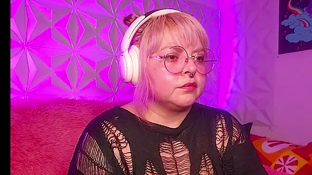 Satyn doll online show from January 17, 2026, 1:32 am