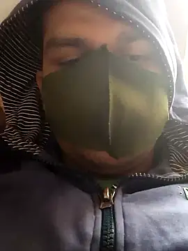 Snapshot of indianguy21 chatting on December 24, 2024, 7:28 am indianguy21 online show from December 24, 2024, 7:28 am