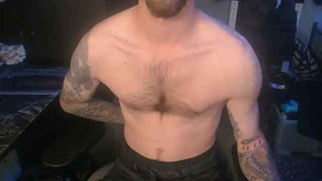 SexxxyLouis online show from June 3, 2026, 12:52 pm