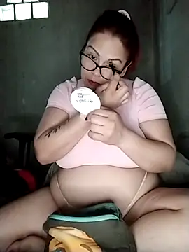 AyantiPonz79 online show from November 2, 2025, 5:04 pm