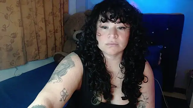 Snapshot of ANGELIQUE_KLANE chatting on December 16, 2025, 3:44 am ANGELIQUE KLANE online show from December 16, 2025, 3:44 am