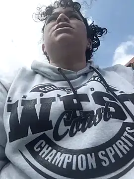 Snapshot of ANGELIQUE_KLANE chatting on March 14, 2026, 2:33 pm ANGELIQUE KLANE online show from March 14, 2026, 2:33 pm