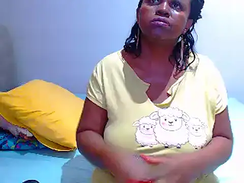 Snapshot of BootyliciousAssxxx chatting on March 22, 2025, 7:42 pm BootyliciousAssxxx online show from March 22, 2025, 7:42 pm