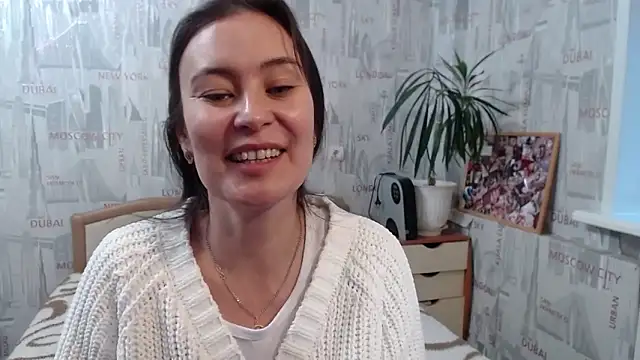 GinaQSoul online show from September 11, 2025, 1:22 pm