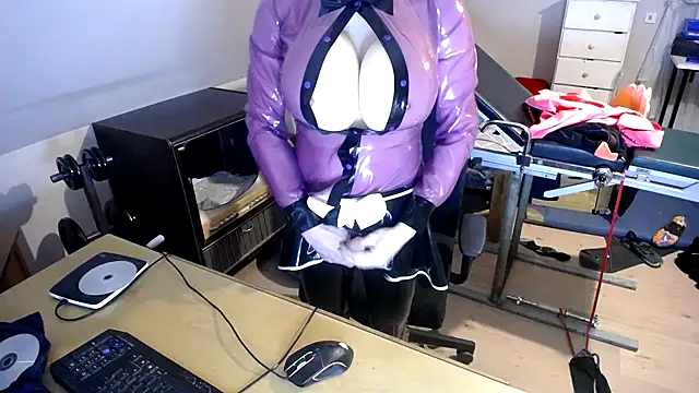 Kinkidani86 online show from November 1, 2025, 4:53 pm